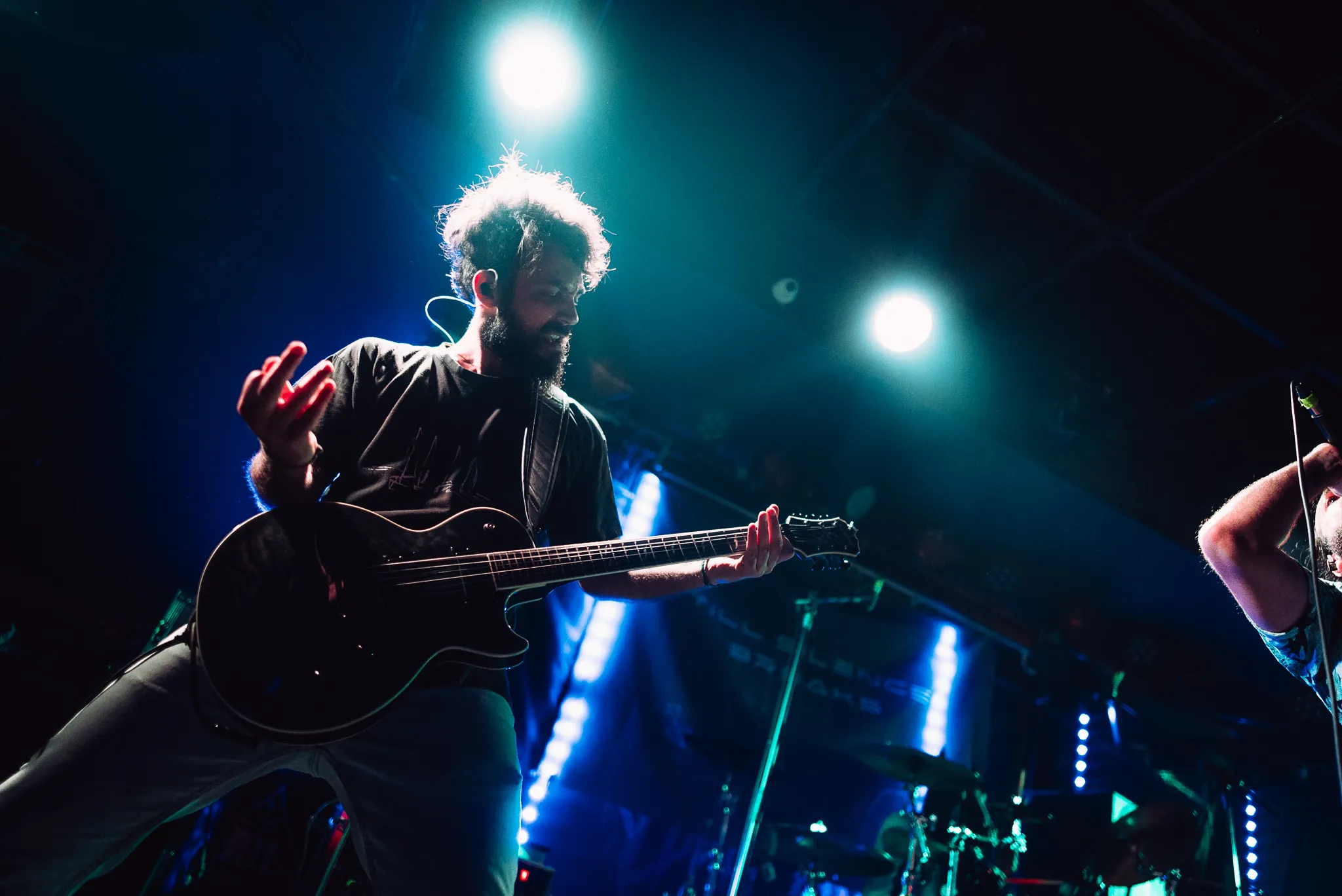 Show photo