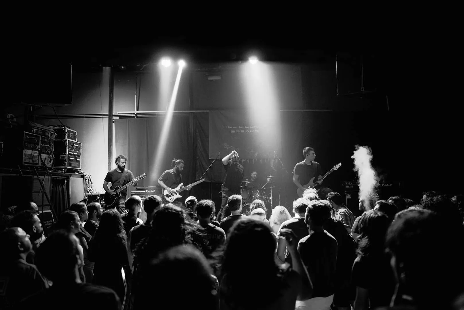 Show photo