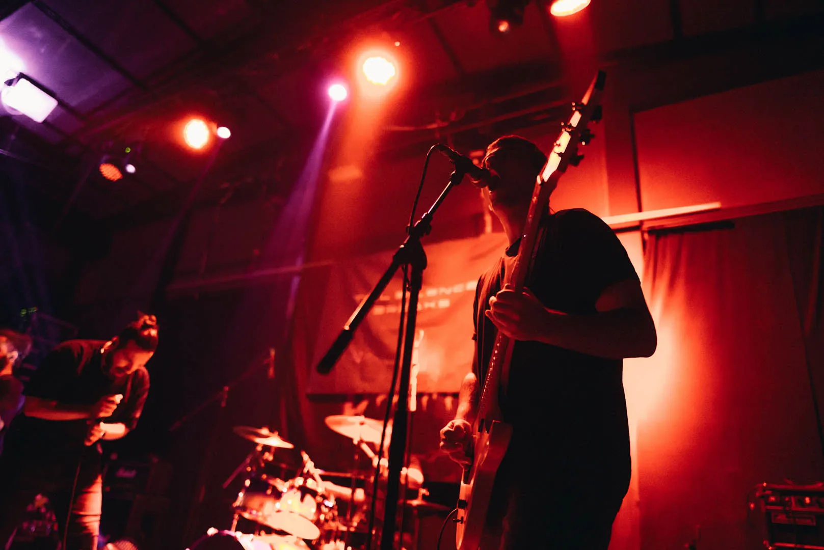Show photo