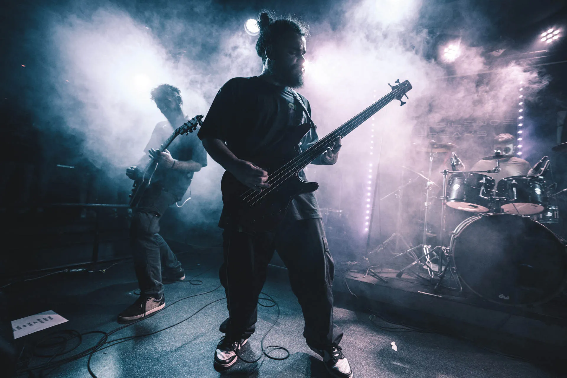 Show photo