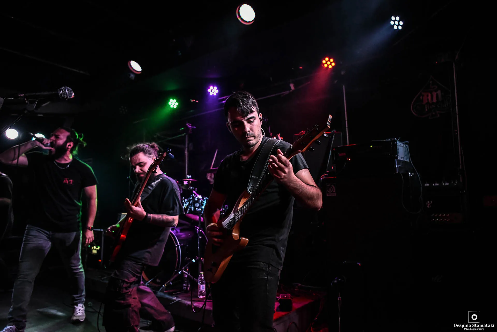 Show photo