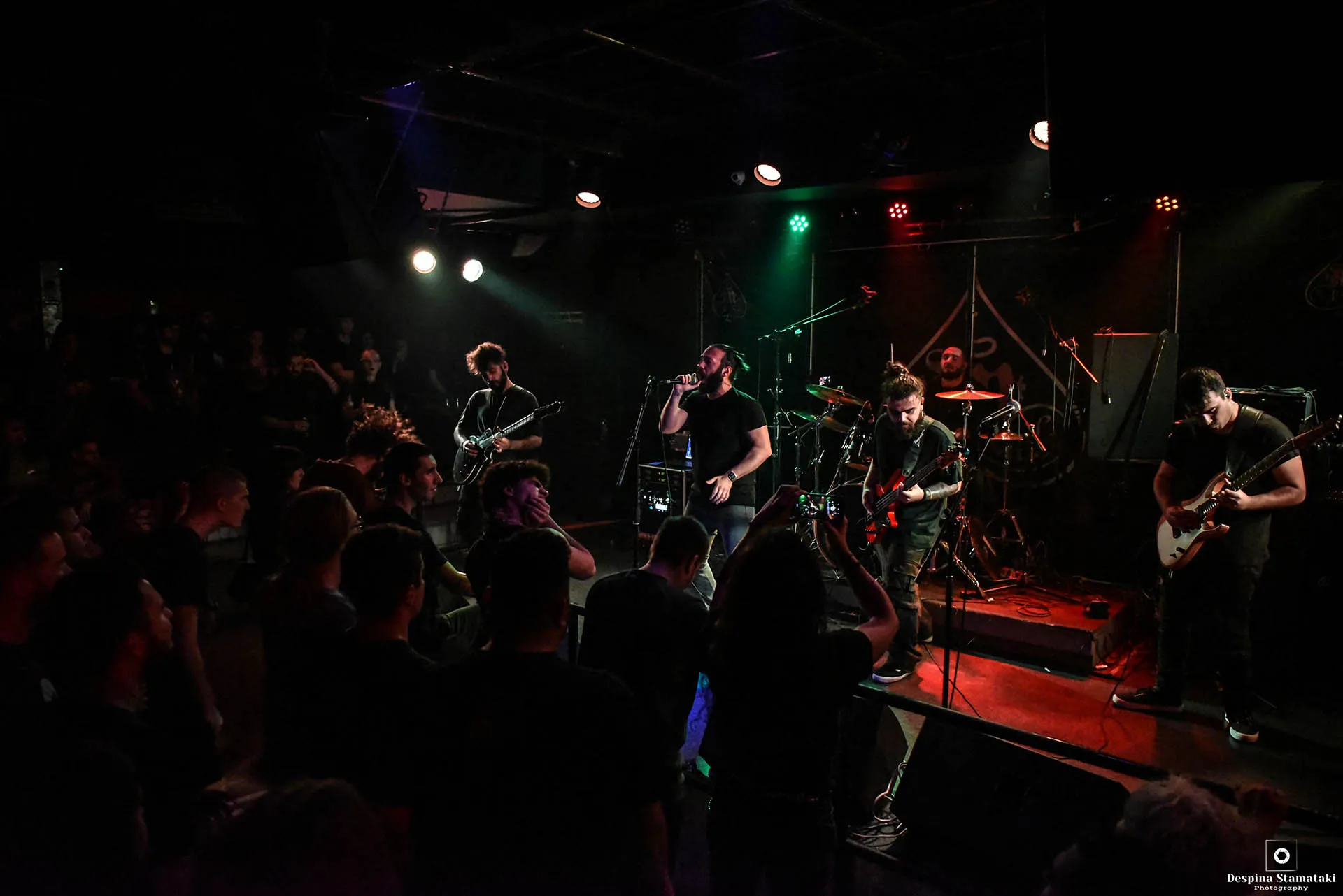 Show photo