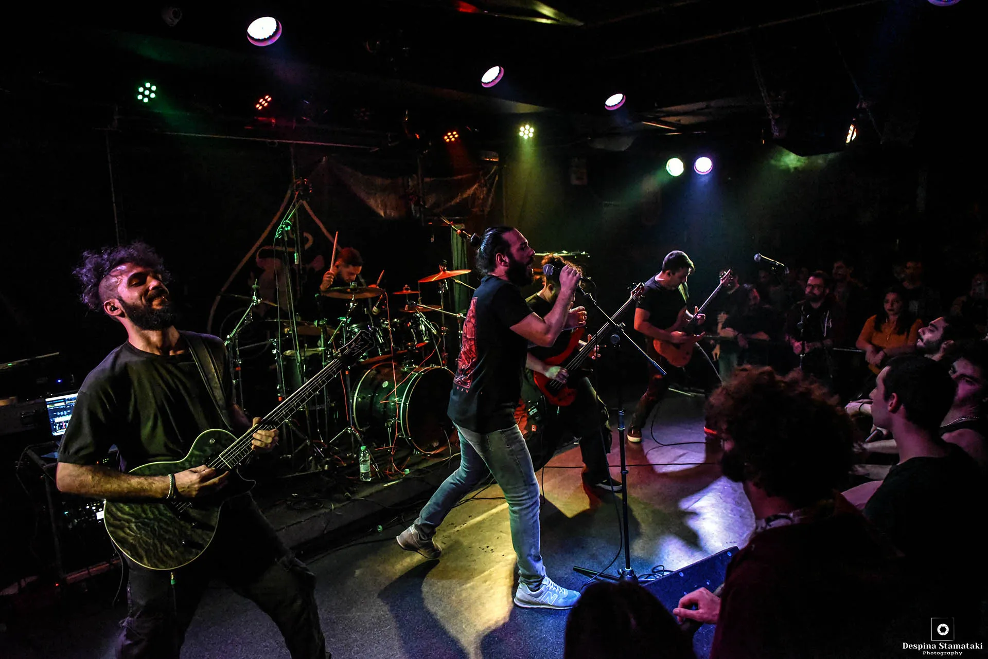 Show photo