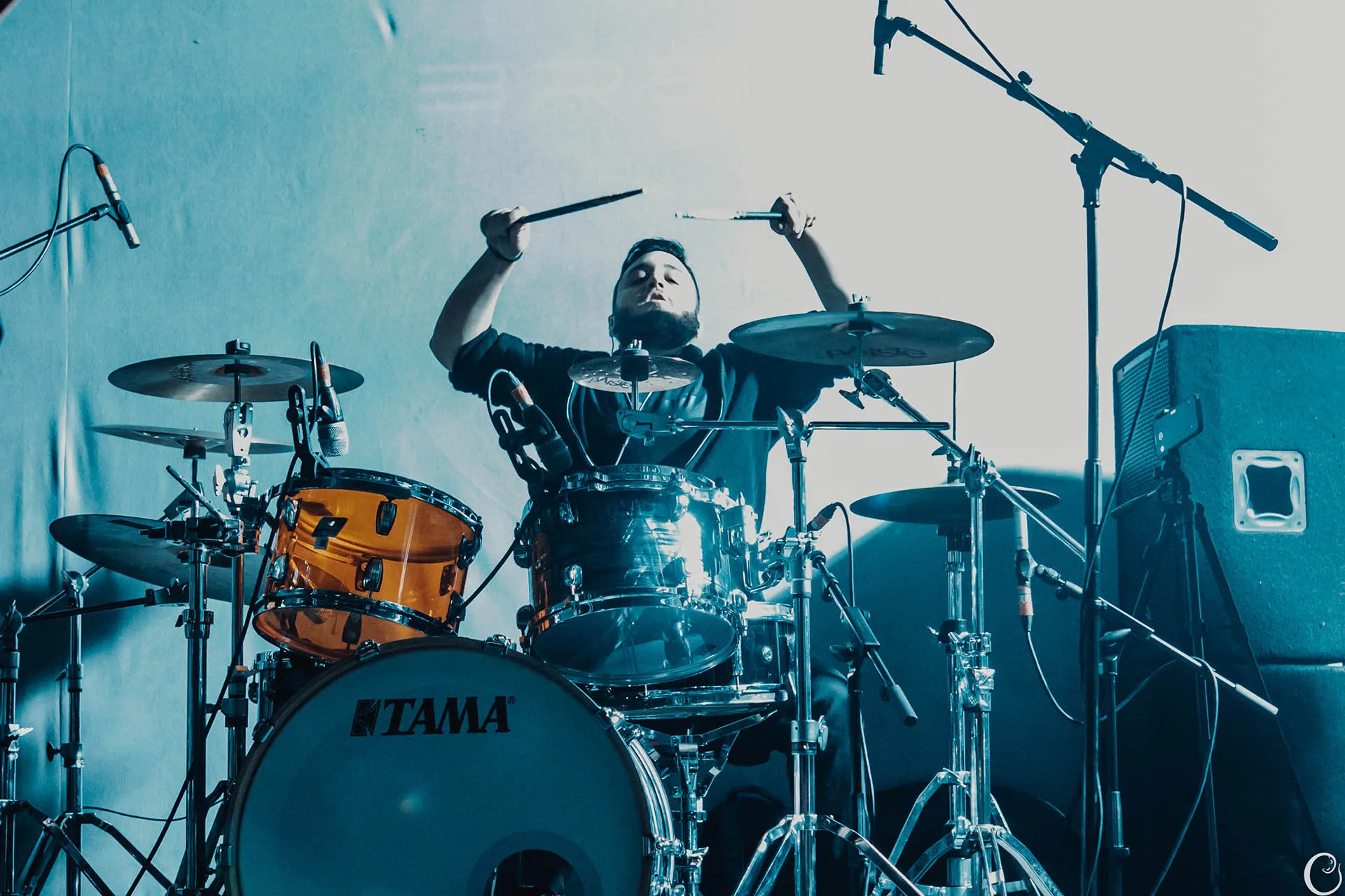 Show photo