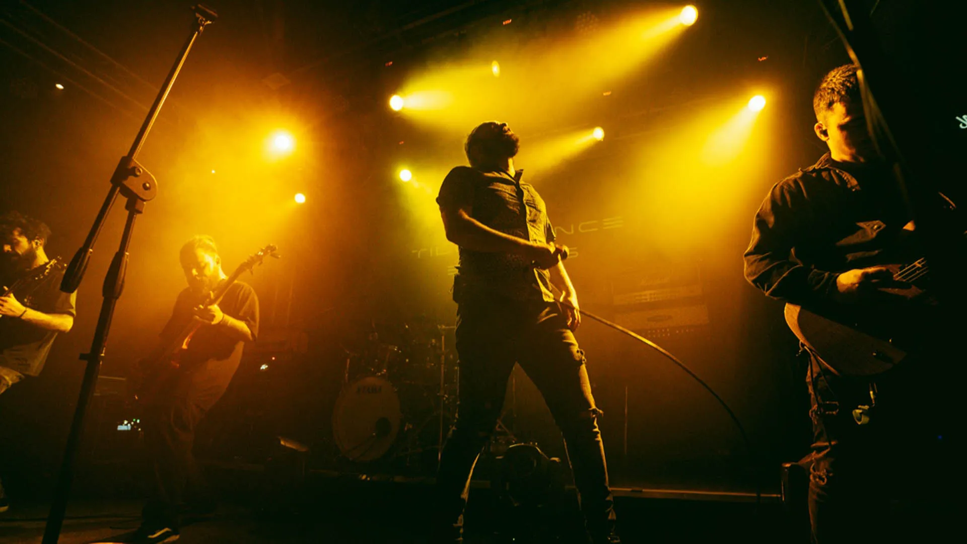 Show photo