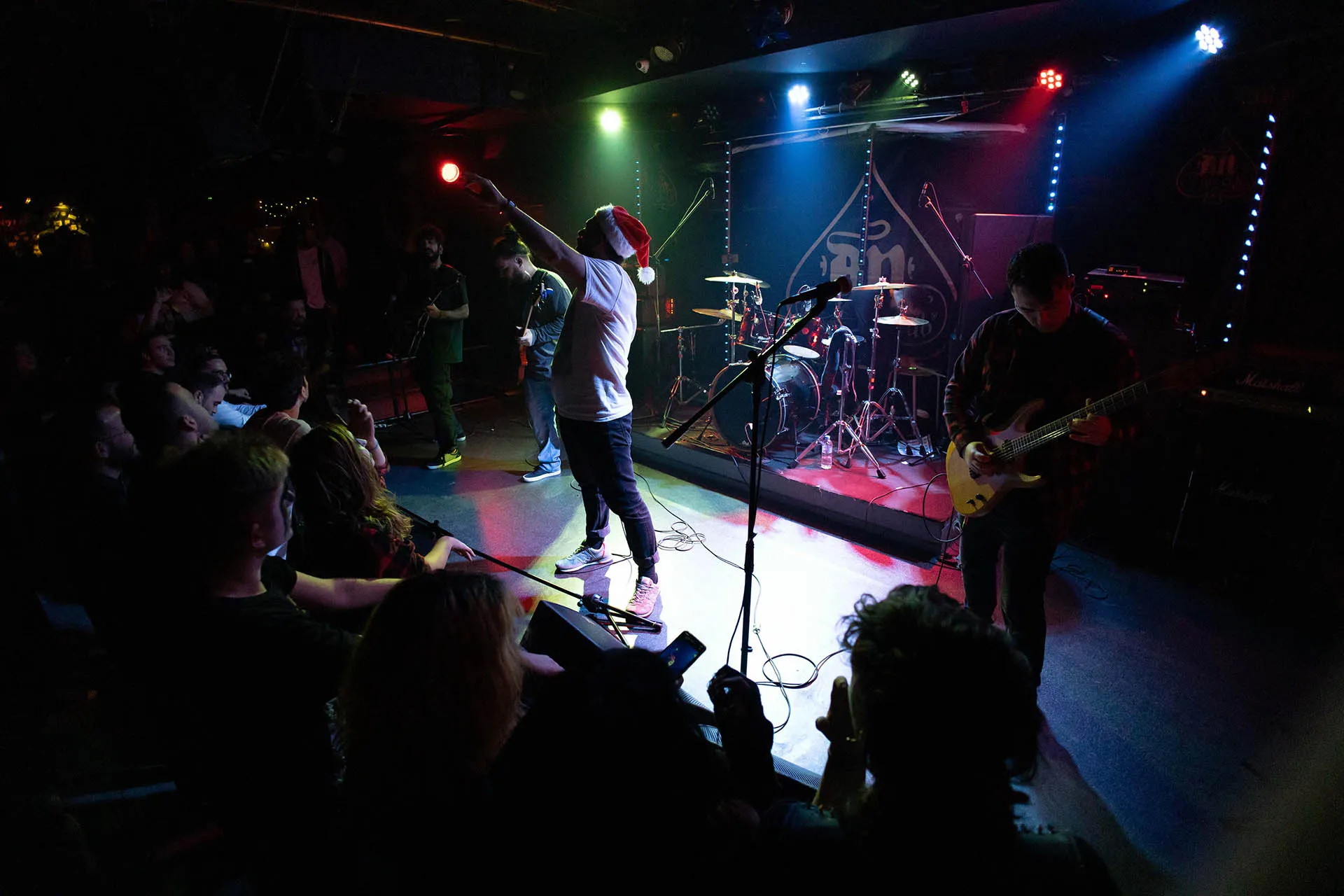 Show photo