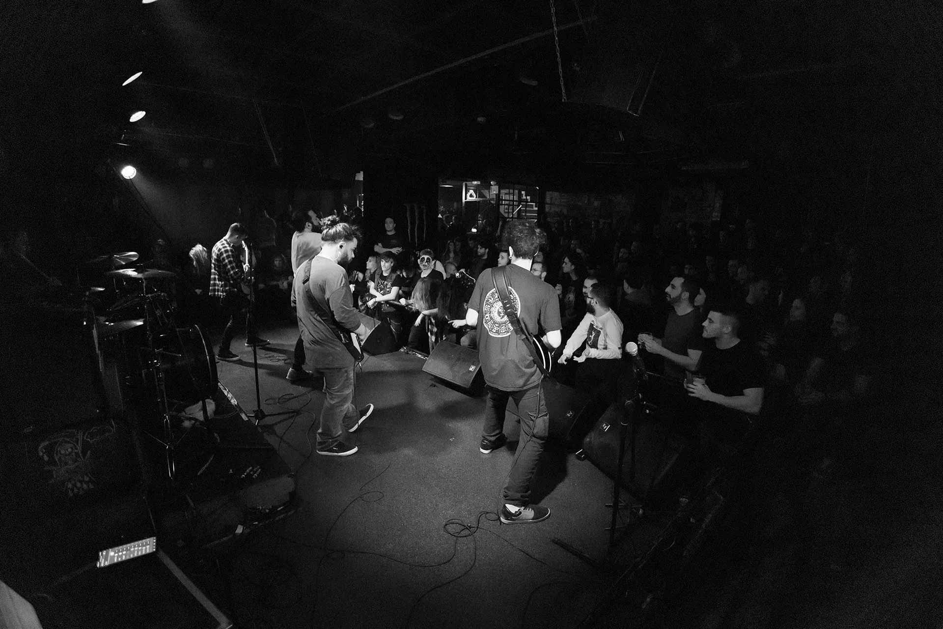 Show photo