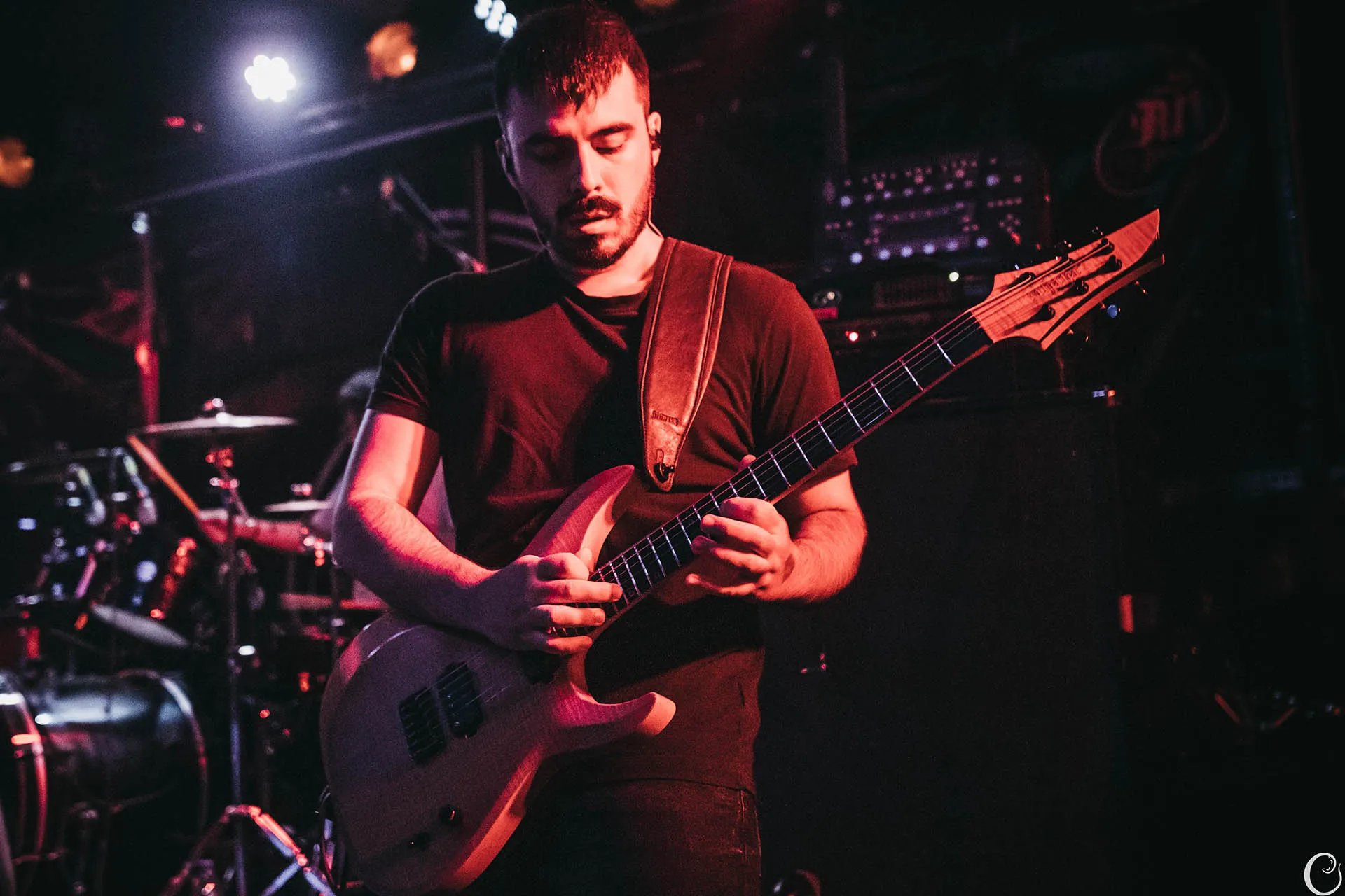 Show photo